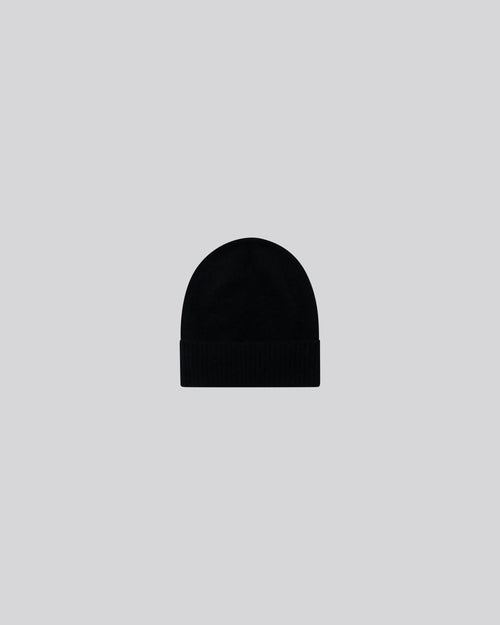 Black Beanie in Raccon wool / Polyamide - MAJESTIC FILATURES
