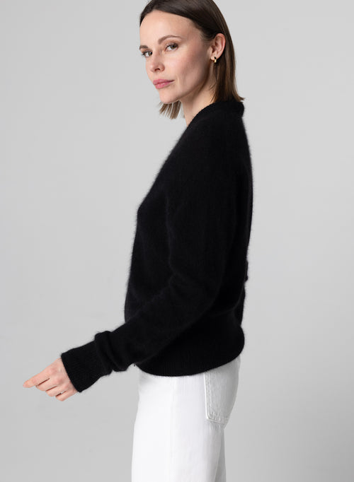 Gilet Noir Col Rond Manches Longues en Raccoon / Polyamide - MAJESTIC FILATURES