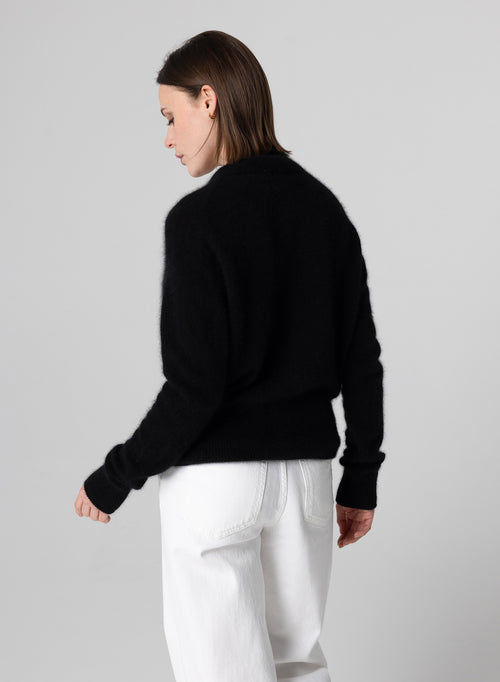 Gilet Noir Col Rond Manches Longues en Raccoon / Polyamide - MAJESTIC FILATURES