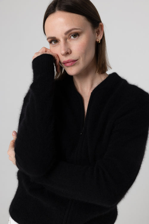 Gilet Noir Col Rond Manches Longues en Raccoon / Polyamide - MAJESTIC FILATURES