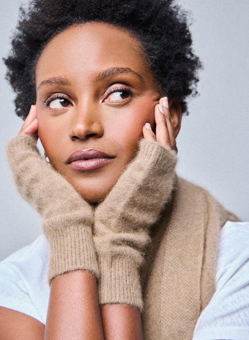 Beige Fäustlinge aus Raccon-Wolle / Polyamid - MAJESTIC FILATURES