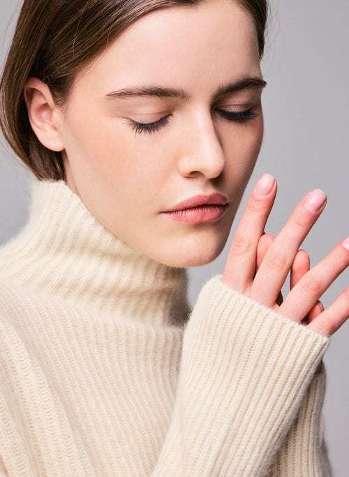 Weißer Rollkragenpullover mit langen Ärmeln aus Wolle / Fuchs / Polyamid - MAJESTIC FILATURES