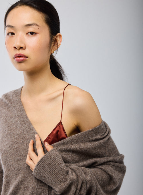 Beige V-Neck Long Sleeve Cardigan in Wool / Silk / Cashmere - MAJESTIC FILATURES