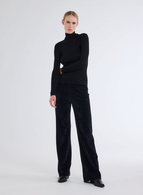 Black High Neck Long Sleeve Sweater - MAJESTIC FILATURES