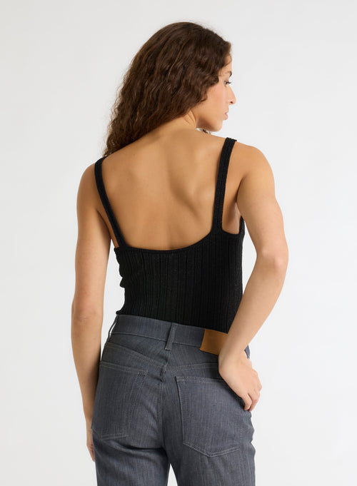 Camiseta de tirantes negra con cuello en V - MAJESTIC FILATURES