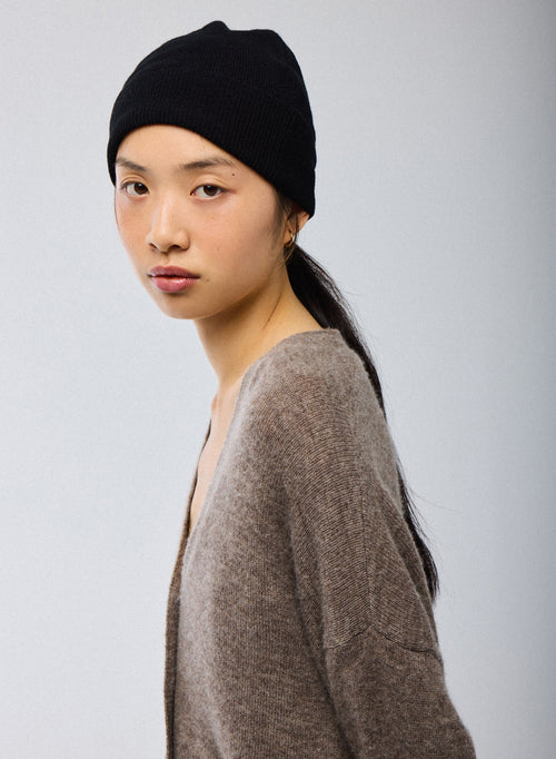 Schwarze Kaschmirmütze - MAJESTIC FILATURES