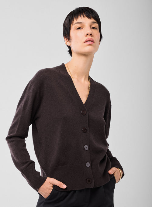Brown V-Neck Long Sleeve Cardigan in Cashmere - MAJESTIC FILATURES