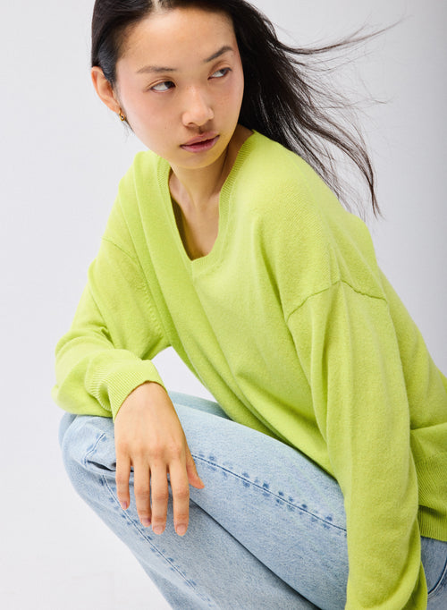 Pull Jaune Col V Manches Longues en Cachemire - MAJESTIC FILATURES