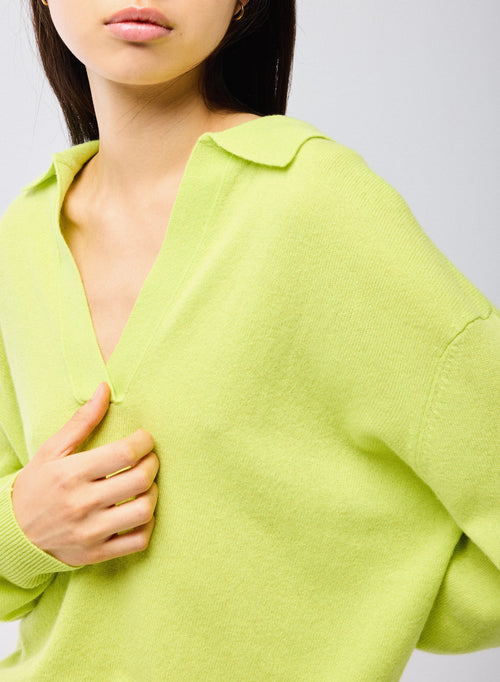 Gelber Pullover mit Polokragen und langen Ärmeln aus Kaschmir - MAJESTIC FILATURES