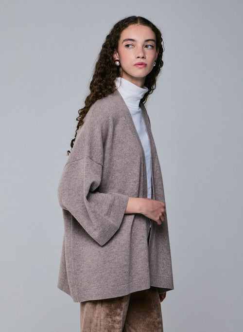 Gilet Beige Col Châle Manches Longues en Laine merinos - MAJESTIC FILATURES