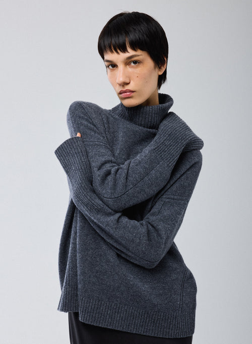 Grey Turtleneck Long Sleeve Sweater in Merino Wool - MAJESTIC FILATURES