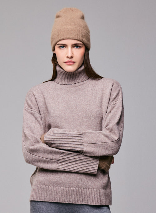 Beige Turtleneck Long Sleeve Sweater in Merino Wool - MAJESTIC FILATURES