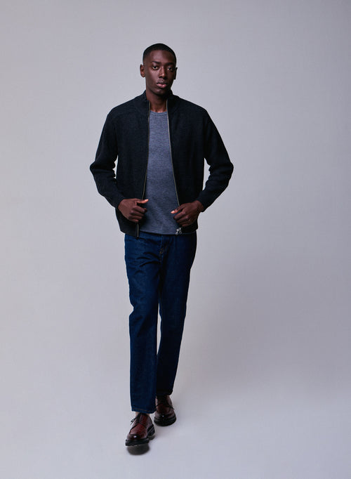 Schwarze Strickjacke mit langen Ärmeln und hohem Kragen aus Merinowolle - MAJESTIC FILATURES