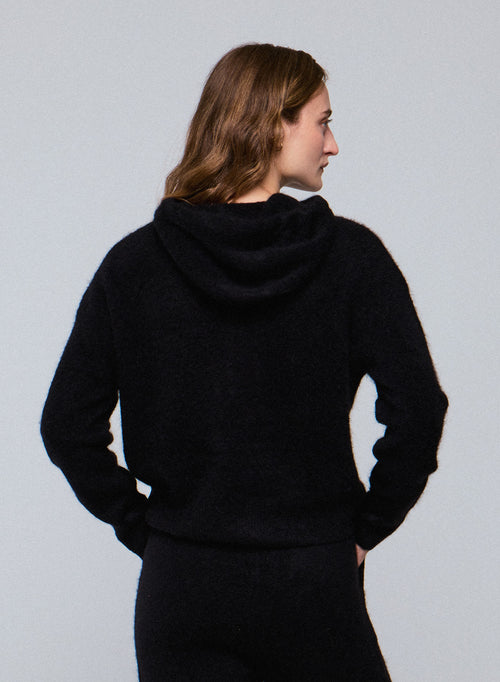 Pull Noir Capuche Manches Longues en Alpaga / Polyamide / Elasthanne - MAJESTIC FILATURES