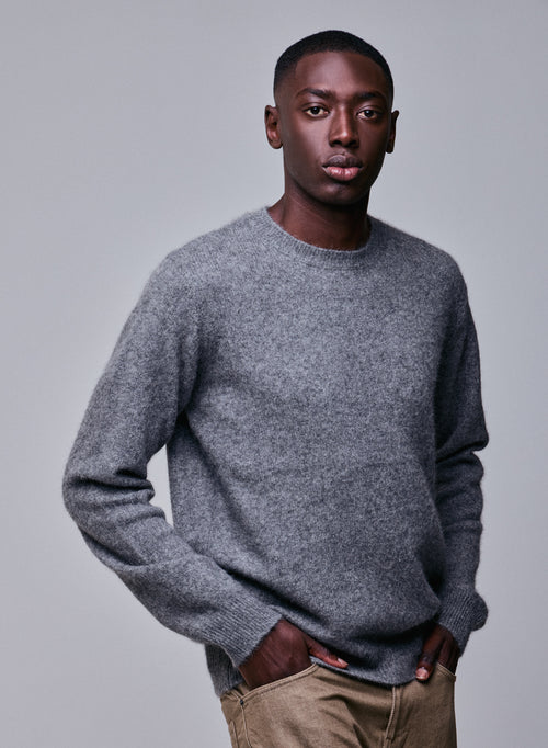 Grey round neck sweater with long sleeves in wool / Fox / Polyamide - MAJESTIC FILATURES