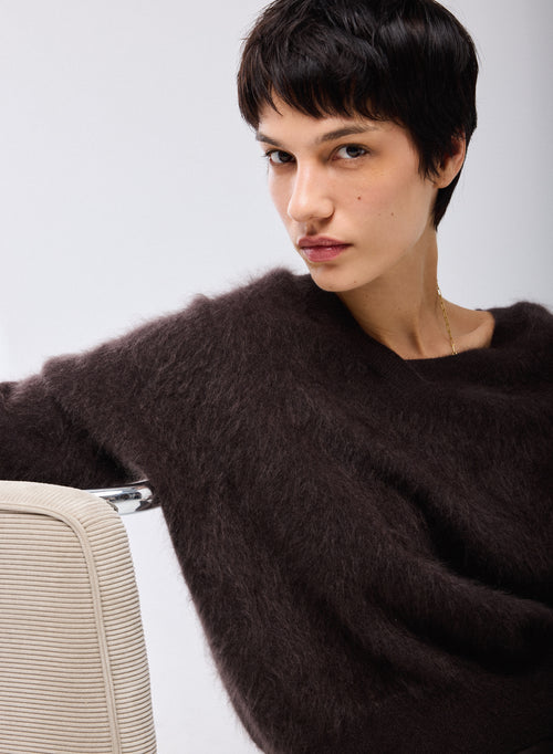 Suéter Marrón con Cuello en V y Mangas Largas de Lana / Cachemir - MAJESTIC FILATURES