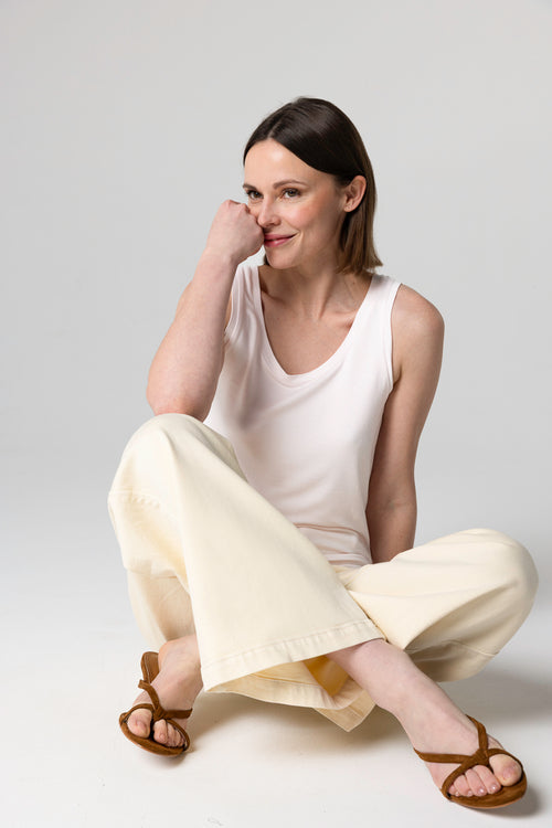 Camiseta sin mangas rosa con cuello en U de viscosa/elastano - MAJESTIC FILATURES