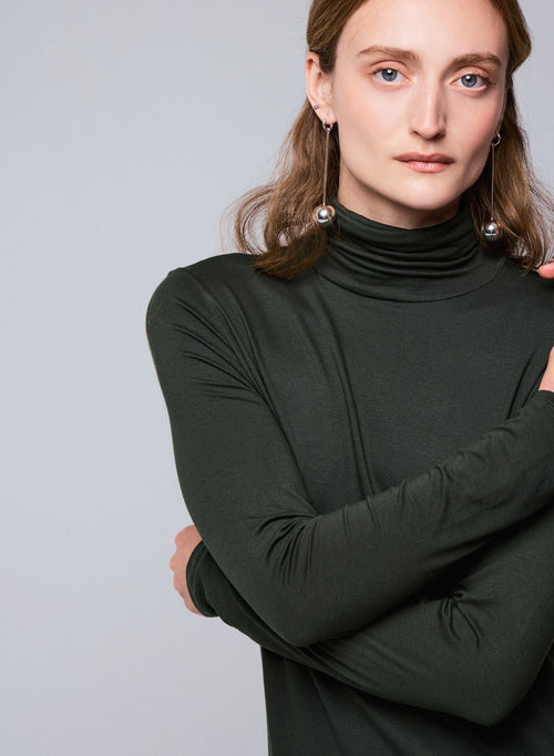 Green turtleneck dress with long sleeves in viscose / elastane - MAJESTIC FILATURES