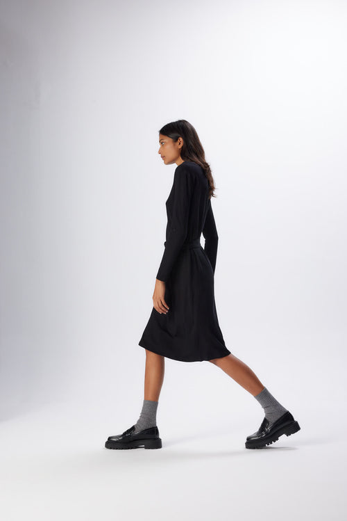 Black Boat Neck Long Sleeve Dress in Viscose and Elastane - MAJESTIC FILATURES