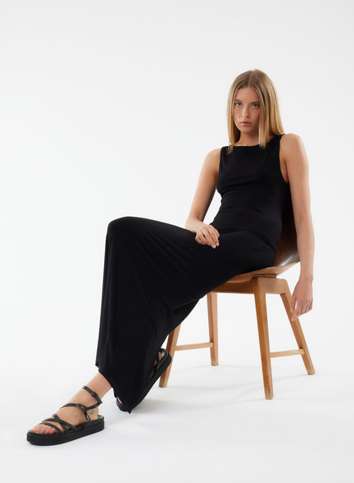 Robe Noire Sans Manches Col Bateau - MAJESTIC FILATURES