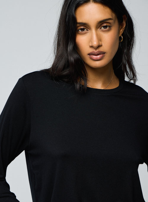 T-shirt Noir Col Rond Manches Longues en Viscose / Elasthanne - MAJESTIC FILATURES
