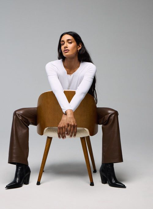 White Round Neck Long Sleeves T-Shirt in Viscose and Elastane - MAJESTIC FILATURES