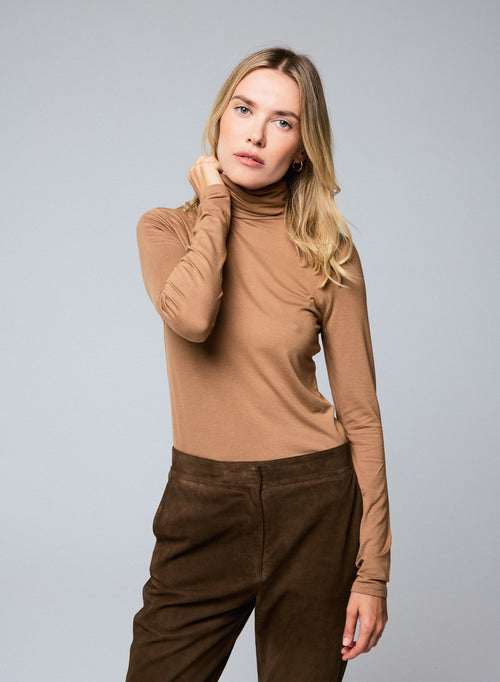 T-shirt Beige Col Roulé Manches Longues en Viscose et Elasthanne - MAJESTIC FILATURES