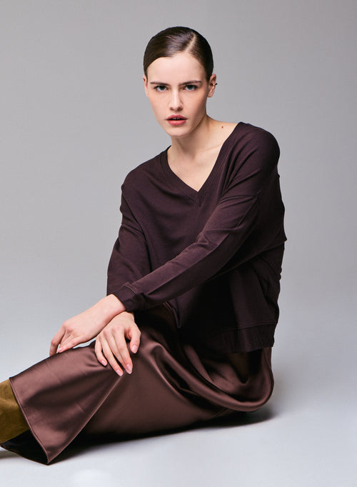 Sweat Marron Col V Manches Longues en Viscose / Elasthanne - MAJESTIC FILATURES