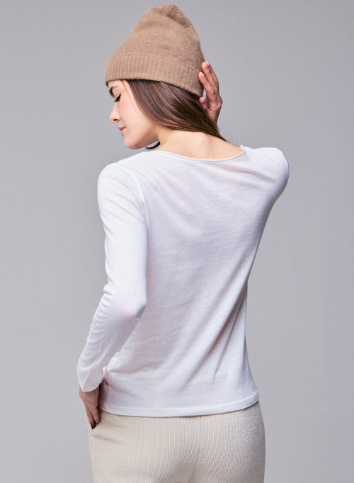Milk Round Neck Long Sleeves T-shirt in Cotton and Cashmere - MAJESTIC FILATURES