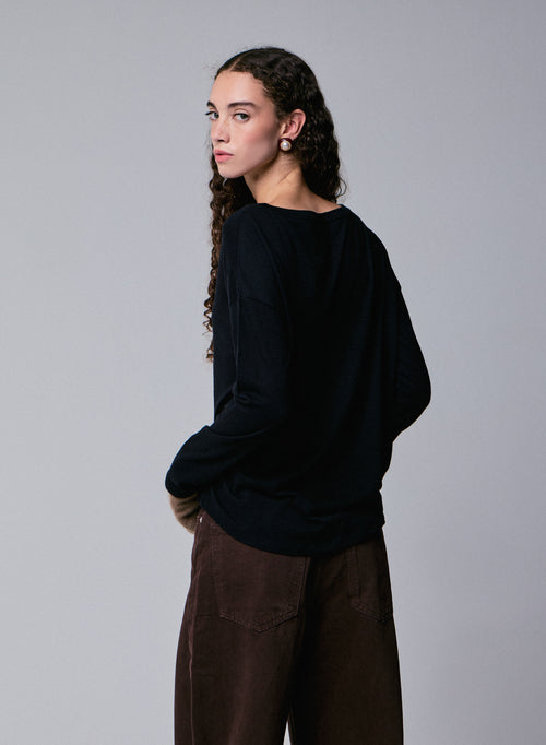 Black Boat Neck Long Sleeves T-Shirt in Cotton and Cashmere - MAJESTIC FILATURES