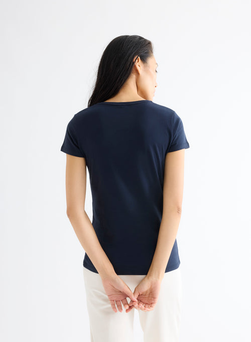 Jamie Round Neck T-shirt in black and in Deluxe Cotton.  Available on our e-shop. Secured payment. Customized customer service. - MAJESTIC FILATURES