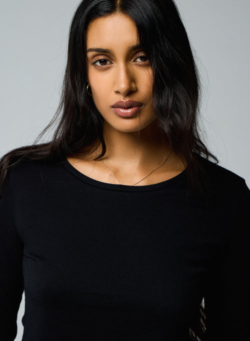 Black Long Sleeves Round Neck T-Shirt in Organic Cotton - MAJESTIC FILATURES