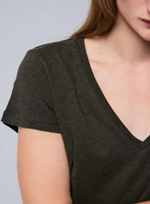 Camiseta verde de manga corta con cuello de pico en algodón orgánico - MAJESTIC FILATURES