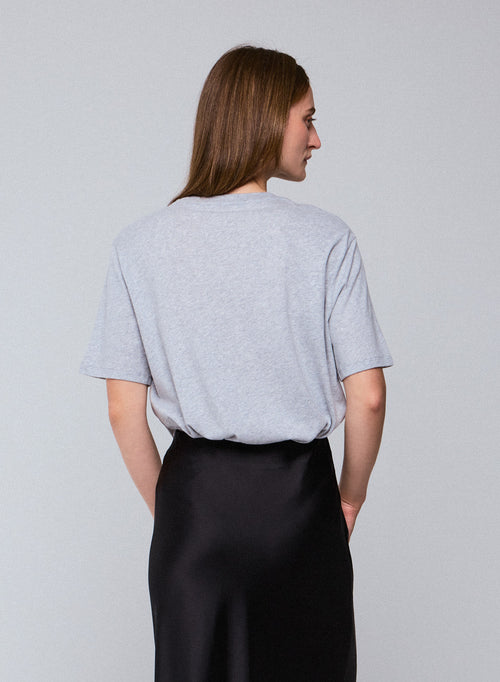 Graues Kurzarm-T-Shirt mit Rundhalsausschnitt aus Bio-Baumwolle - MAJESTIC FILATURES