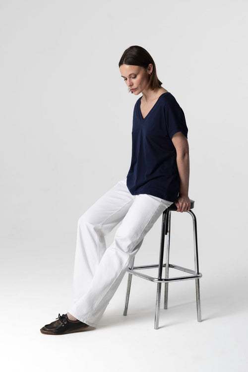 T-shirt Marine Col V Manches Courtes en Coton Organique - MAJESTIC FILATURES