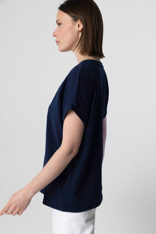 Camiseta azul marino con cuello en V y manga corta de algodón orgánico - MAJESTIC FILATURES