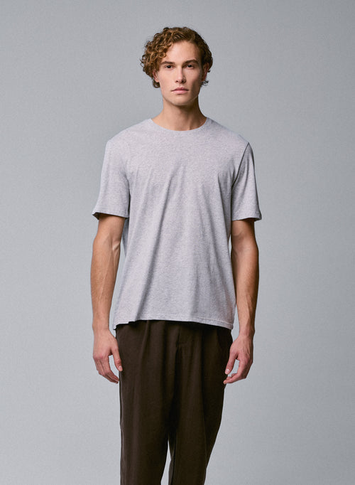 Camiseta de manga corta y cuello redondo Julien gris claro en algodón Deluxe - MAJESTIC FILATURES