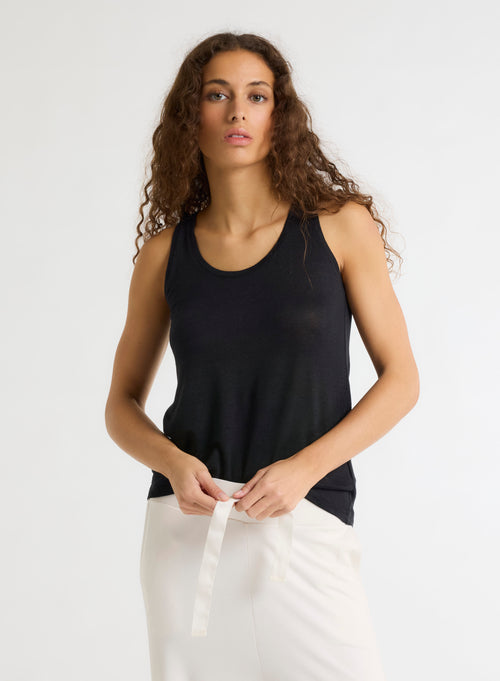 Black U-Neck Tank Top with Sleeveless in Linen / Elastane - MAJESTIC FILATURES