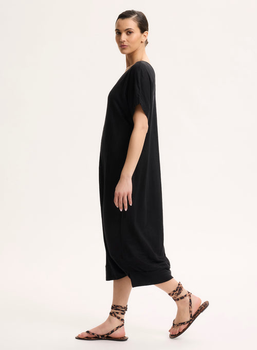 Robe Noir Col V Sans Manches - MAJESTIC FILATURES