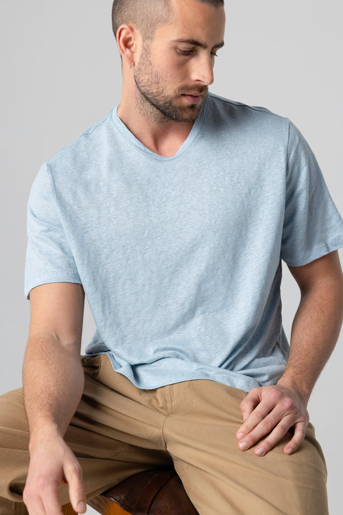 T-Shirt mit Rundhalsausschnitt und kurzen Ärmeln aus Leinen/Elasthan in Blau Calanques - MAJESTIC FILATURES