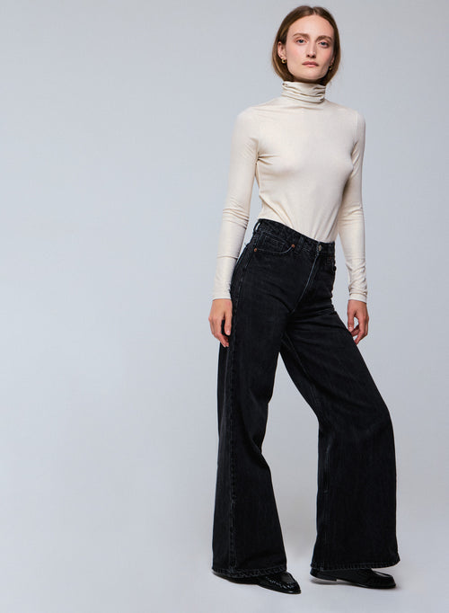 Weißes Rollkragen-Langarm-T-Shirt aus Viskose / Elasthan - MAJESTIC FILATURES