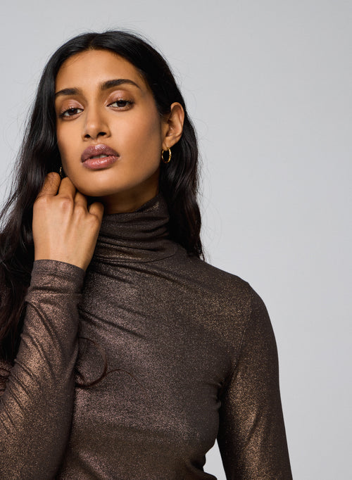 Brown Turtleneck Long Sleeves T-Shirt in Viscose and Elastane - MAJESTIC FILATURES