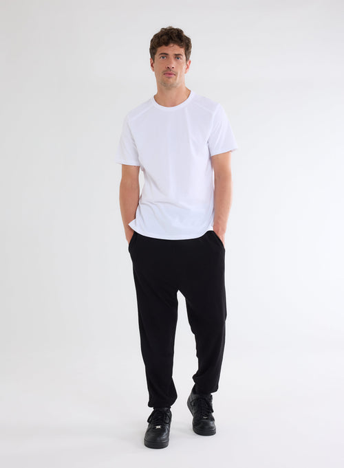 This Harold tee-shirt with a round neckline and hand-dyed, is made in cotton/elastane jersey. Each piece will take the color in a different way and will therefore be unique. It will quickly become one of your basics of the season. - MAJESTIC FILATURES