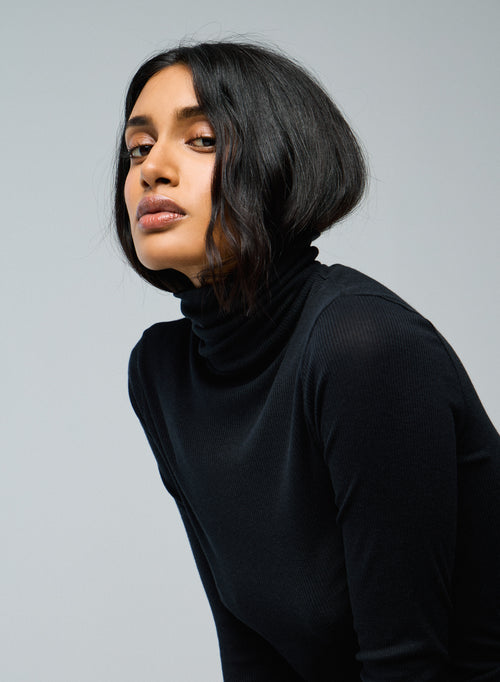 Black Turtleneck Long Sleeves T-shirt in Lyocel / Tencel / Cotton - MAJESTIC FILATURES