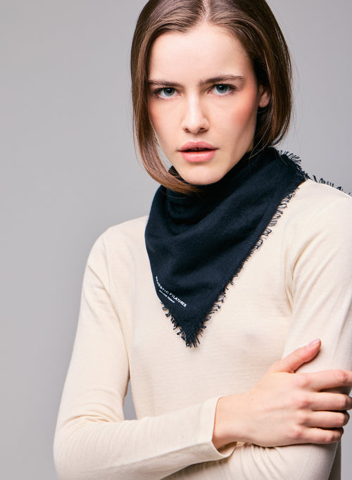 Black Cashmere Bandana - MAJESTIC FILATURES