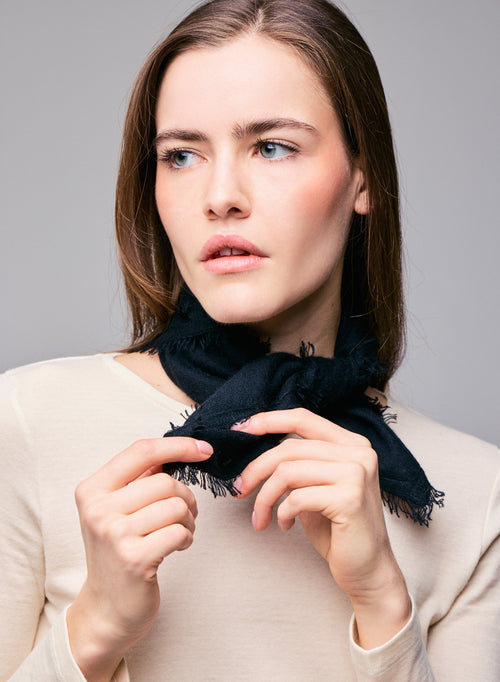 Black Cashmere Bandana - MAJESTIC FILATURES