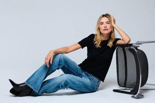 Schwarzes Kaschmir-T-Shirt mit Rundhalsausschnitt und kurzen Ärmeln - MAJESTIC FILATURES