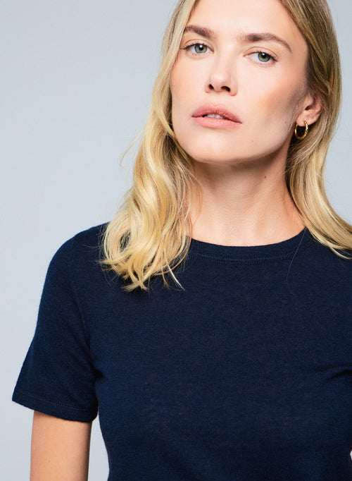 Navy Round Neck Short Sleeves T-shirt in Cashmere - MAJESTIC FILATURES