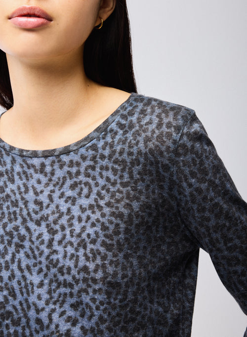 Blue Round Neck Long Sleeves T-Shirt in Organic Cotton and Cashmere - MAJESTIC FILATURES