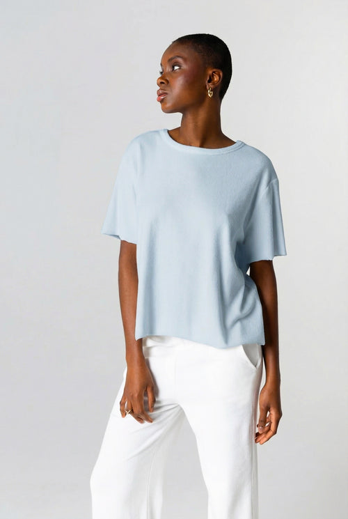 Blue Calanques Round Neck Sleeveless T-Shirt in Organic Cotton / Polyamide - MAJESTIC FILATURES